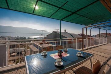 Appartamenti con parcheggio Grebastica, Sebenico - Šibenik - 13978