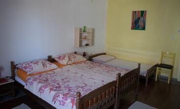 Appartamenti accanto al mare Ribarica, Karlobag - 14032