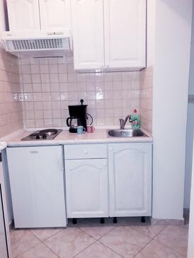 Ferienwohnungen mit Parkplatz Pakostane, Biograd - 14054