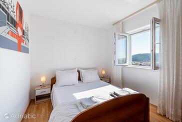 Apartamente cu parcare Lopar, Rab - 14070