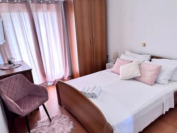 Апартаменти з паркуванням Лопар - Lopar, Раб - Rab - 14070