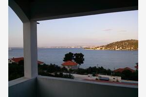 Two bedroom apartment Kali, Ugljan (A-14083-c(