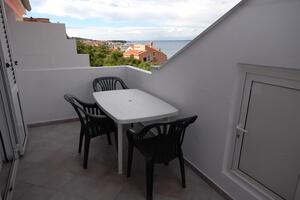 Three bedroom apartment Kali, Ugljan (A-14083-d(