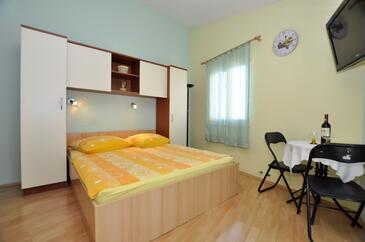 Lejlighedens parkeringsplads Makarska - 14091