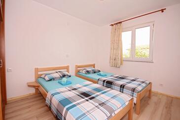 Appartements avec parking Stinjan, Pula - 14106