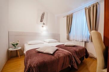 Апартаменты у моря Стариград - Starigrad, Пакленица - Paklenica - 14113