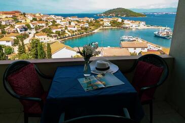 Family-friendly apartments with swimming pool Kali, Ugljan - 14116