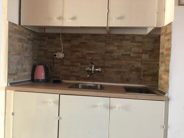 Rodinné apartmány s bazénem Kali, Ugljan - 14116