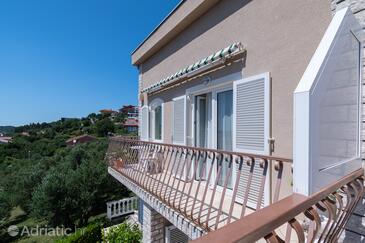 Lägenheter med parkering Rab - 14120