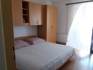 Ferienwohnungen mit Parkplatz Banjol, Rab - 14138