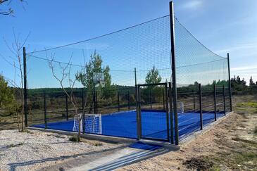 Apartmanok családok részére medencével Ljubac, Zadar - 14148