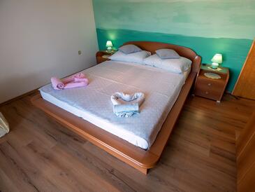 Apartments with parking space Supetarska Draga - Donja, Rab - 14152