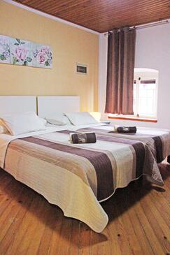 Ferienwohnungen mit Pool für Familien Vodnjan, Fazana - 14159