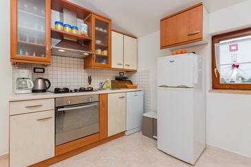 Ferienwohnungen mit Pool für Familien Vodnjan, Fazana - 14159