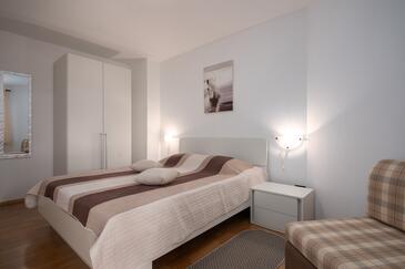 Apartments with parking space Vrsar, Poreč - 14164