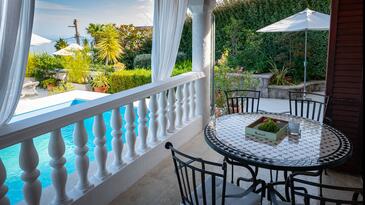 Apartmani s bazenom pogodni za obitelji s djecom Lovran, Opatija - 14178