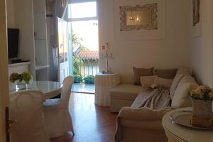 Apartamento para dos personas Lovran, Opatija (A-14180-a)