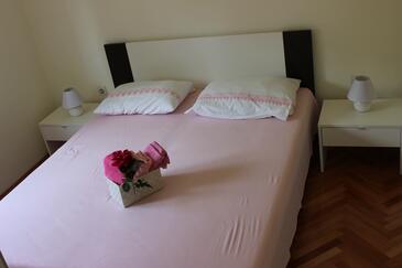 Apartments by the sea Marina, Trogir - 14191