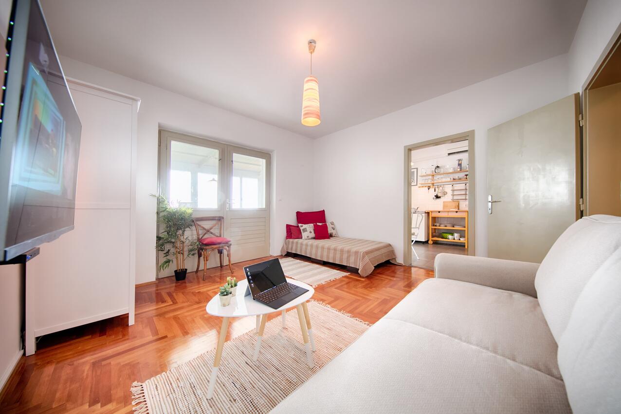 Apartments by the sea Hvar - 14197