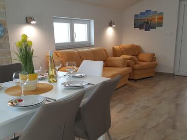 Tweekamerappartement Vrsi, Zadar (A-14211-c)