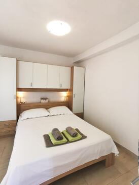 Apartmaji ob morju Mimice, Omiš - 14230