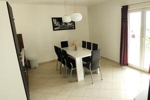 3-Zimmer-Ferienwohnung Primosten (A-14238-d)