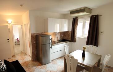 Apartmány s parkoviskom Primošten - 14238