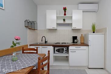 Ferienwohnungen am Meer Barbat, Rab - 14247