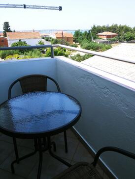 Family-friendly apartments with swimming pool Vrsi - Mulo, Zadar - 14250