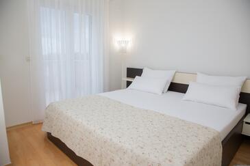 Appartamenti con piscina per famiglie Novaglia - Novalja, Pago - Pag - 14273