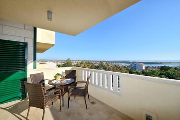 Ferienwohnungen mit Pool für Familien Novalja, Pag - 14274