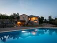 Garica, Krk, Obiekt 14278 - Willa ze żwirową plażą.
