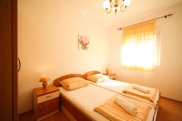 Apartments by the sea Bibinje, Zadar - 14280