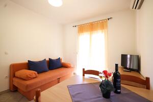 Two bedroom apartment Bibinje, Zadar (A-14280-b)