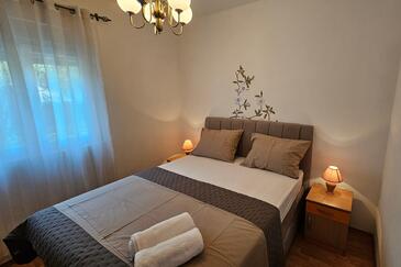 Apartmani uz more Bibinje, Zadar - 14280