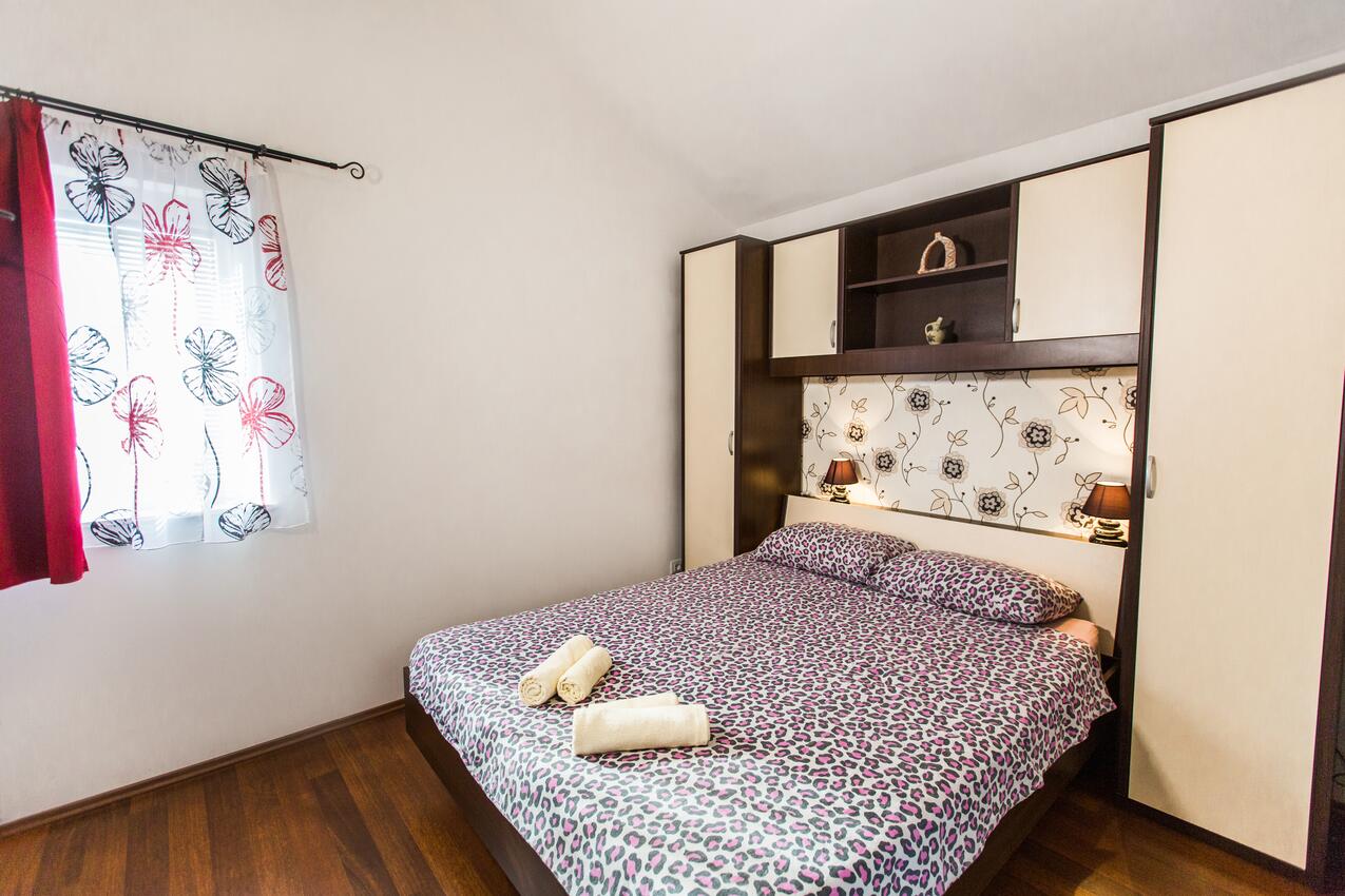 Casa con piscina per famiglia Dvornica, Rogosnizza - Rogoznica - 14300