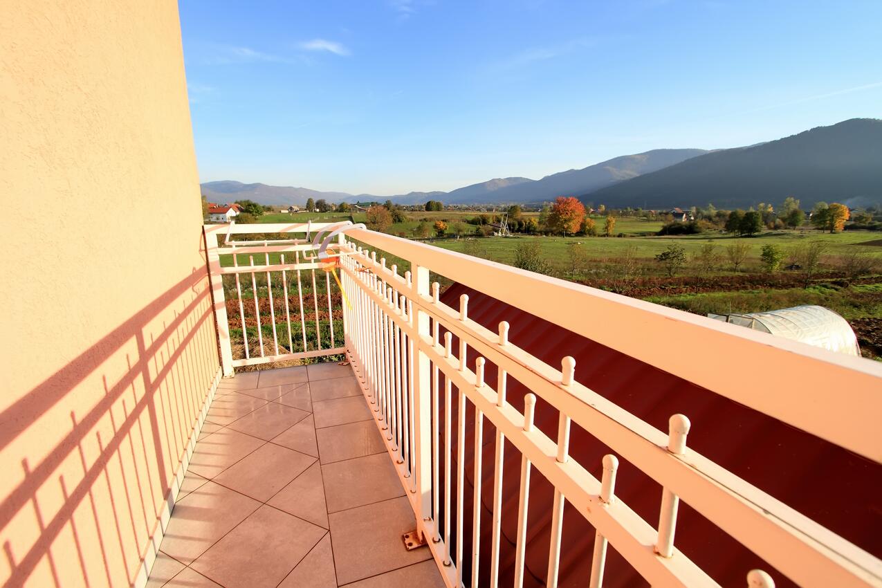 Apartments with parking space Čovići, Velebit - 14302