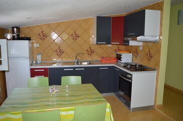 Apartamenty z basenem dla rodzin z dziećmi Zatoka Ljubljeva, Trogir - 14314