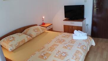 Apartments by the sea Bibinje, Zadar - 14338