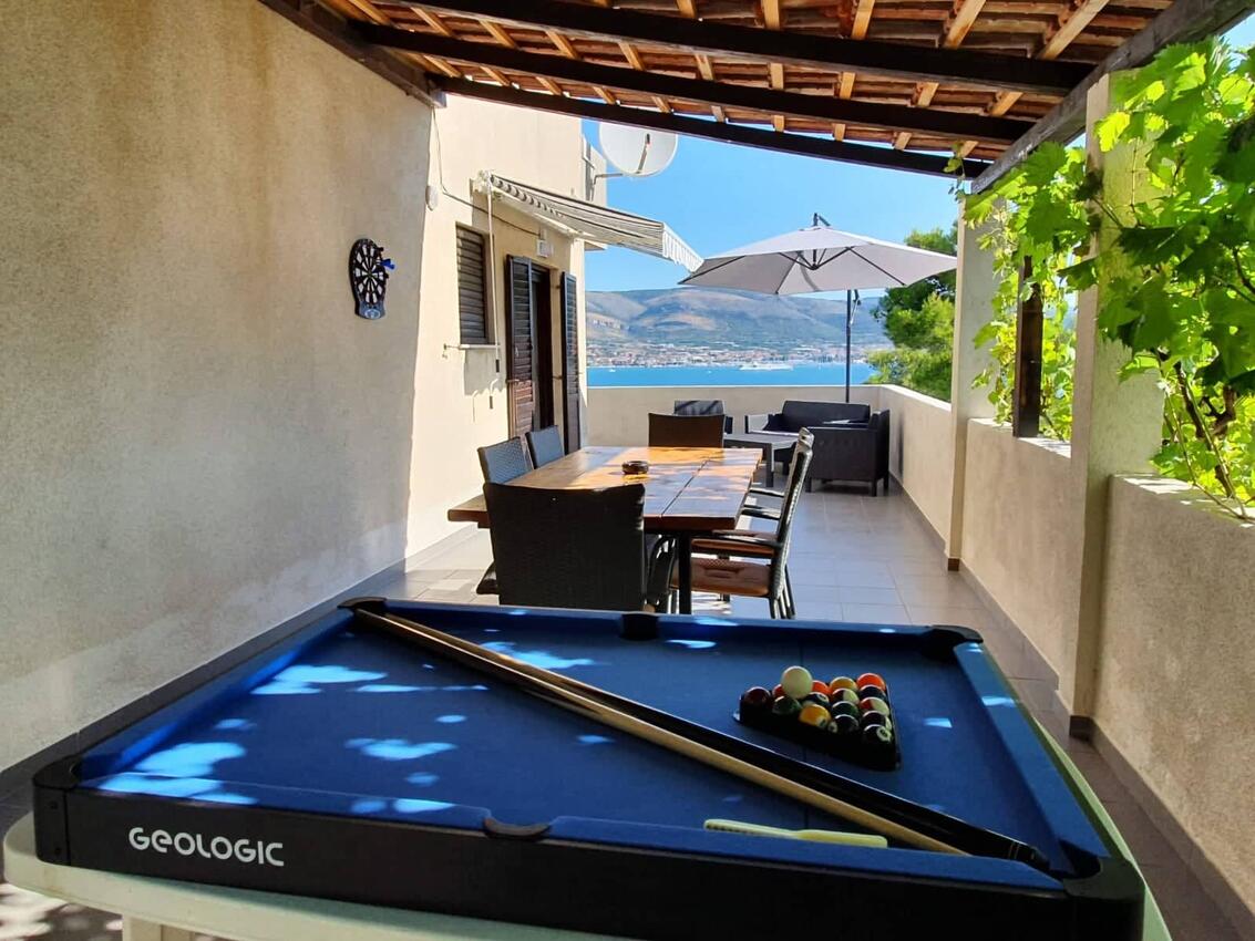 Haus am Meer mit Pool für Familien Okrug Donji, Ciovo - 14348