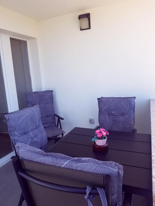 Apartments with parking spaces Sveti Filip i Jakov, Biograd - 14353