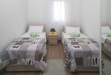 Apartments by the sea Ražanj, Rogoznica - 14357