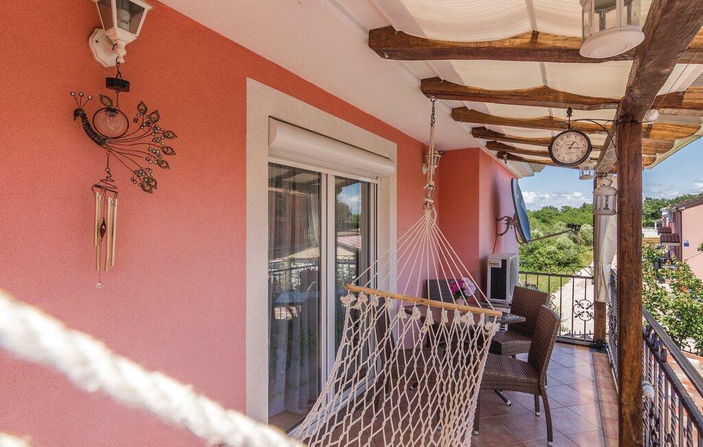 A-14384-b - Alloggi privati - Appartamenti con piscina per famiglie Fratrici, Umago - Umag