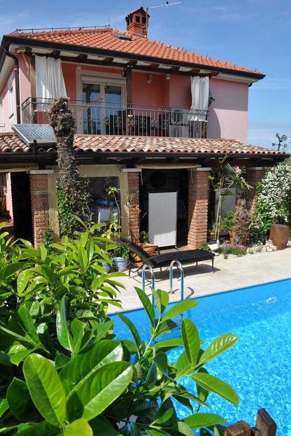 Giardino - Appartamenti con piscina per famiglie Fratrici, Umago - Umag