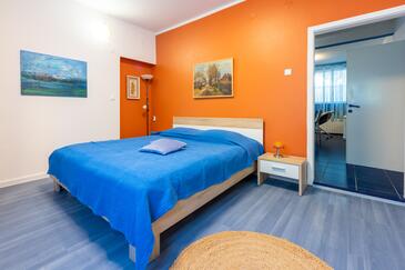 Apartments with parking space Banjole, Pula - 14391