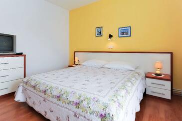 Appartamenti con piscina per famiglie Novaglia - Novalja, Pago - Pag - 14394