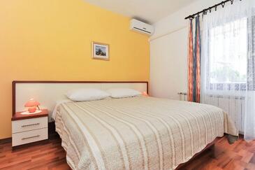 Appartements avec piscine pour les familles avec enfants Novalja, Pag - 14394