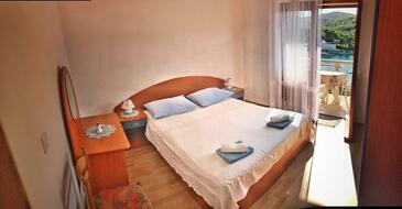 Apartmaji ob morju Povlja, Brač - 14399