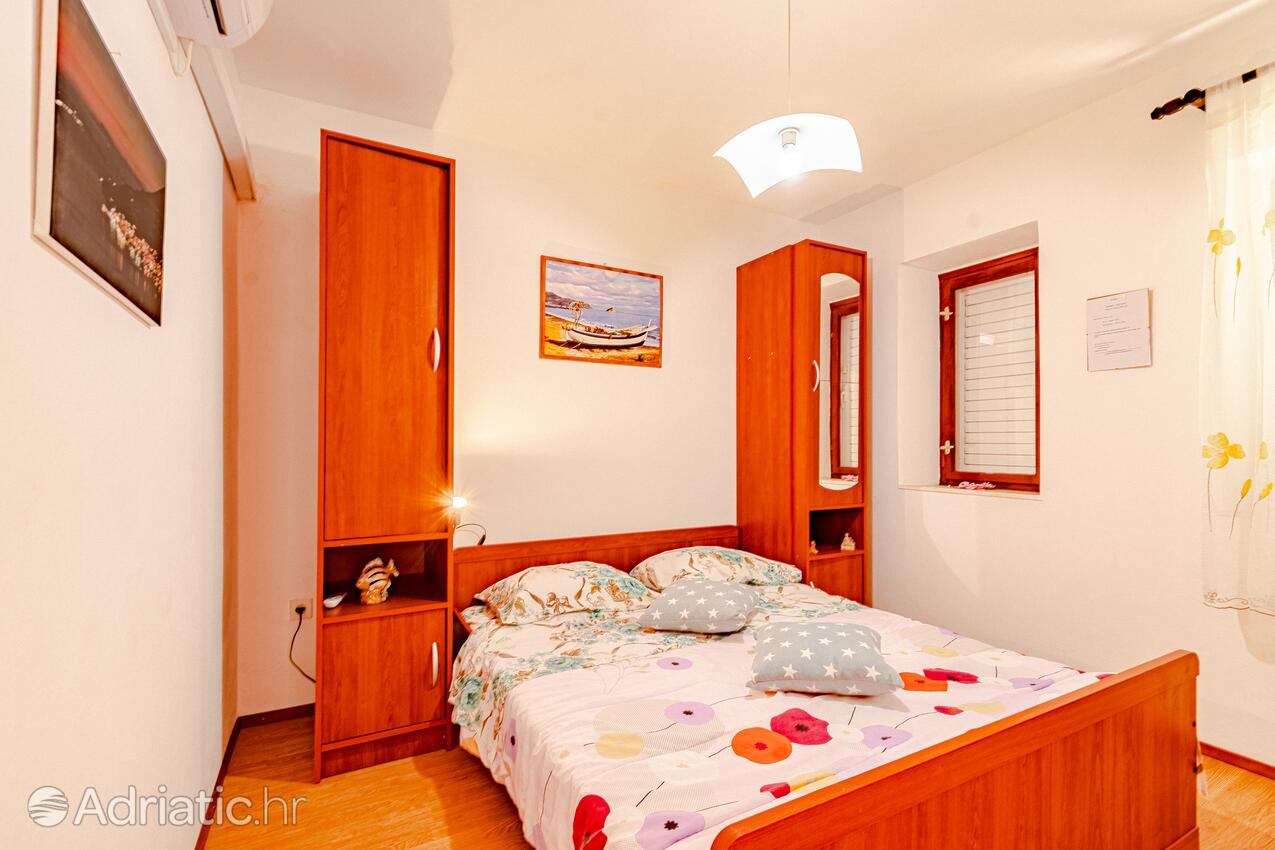 AS-14434-a - Private accommodation - Apartments and rooms with parking space Mali Ston, Pelješac