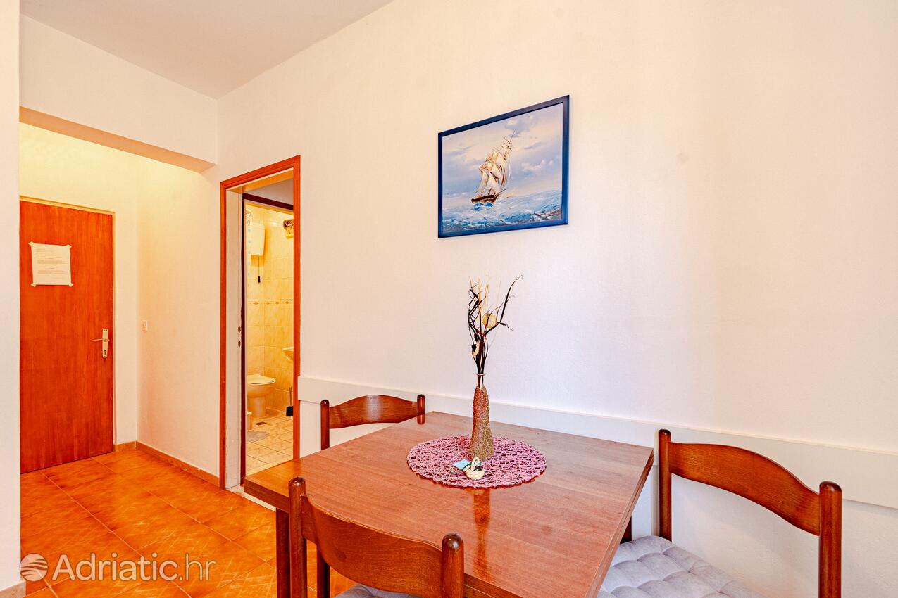 AS-14434-a - Private accommodation - Apartments and rooms with parking space Mali Ston, Pelješac